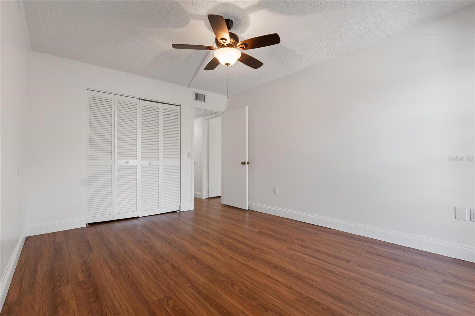 225 COUNTRY CLUB DR #E343 — photo 26