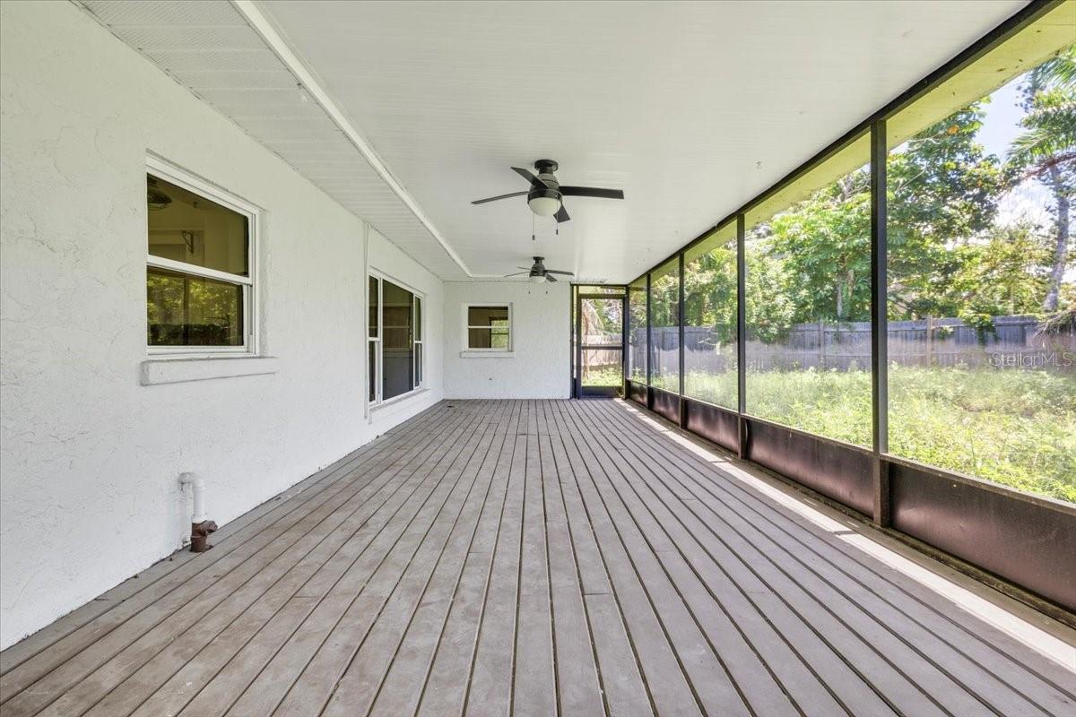 807 LUCILLE AVE — photo 28
