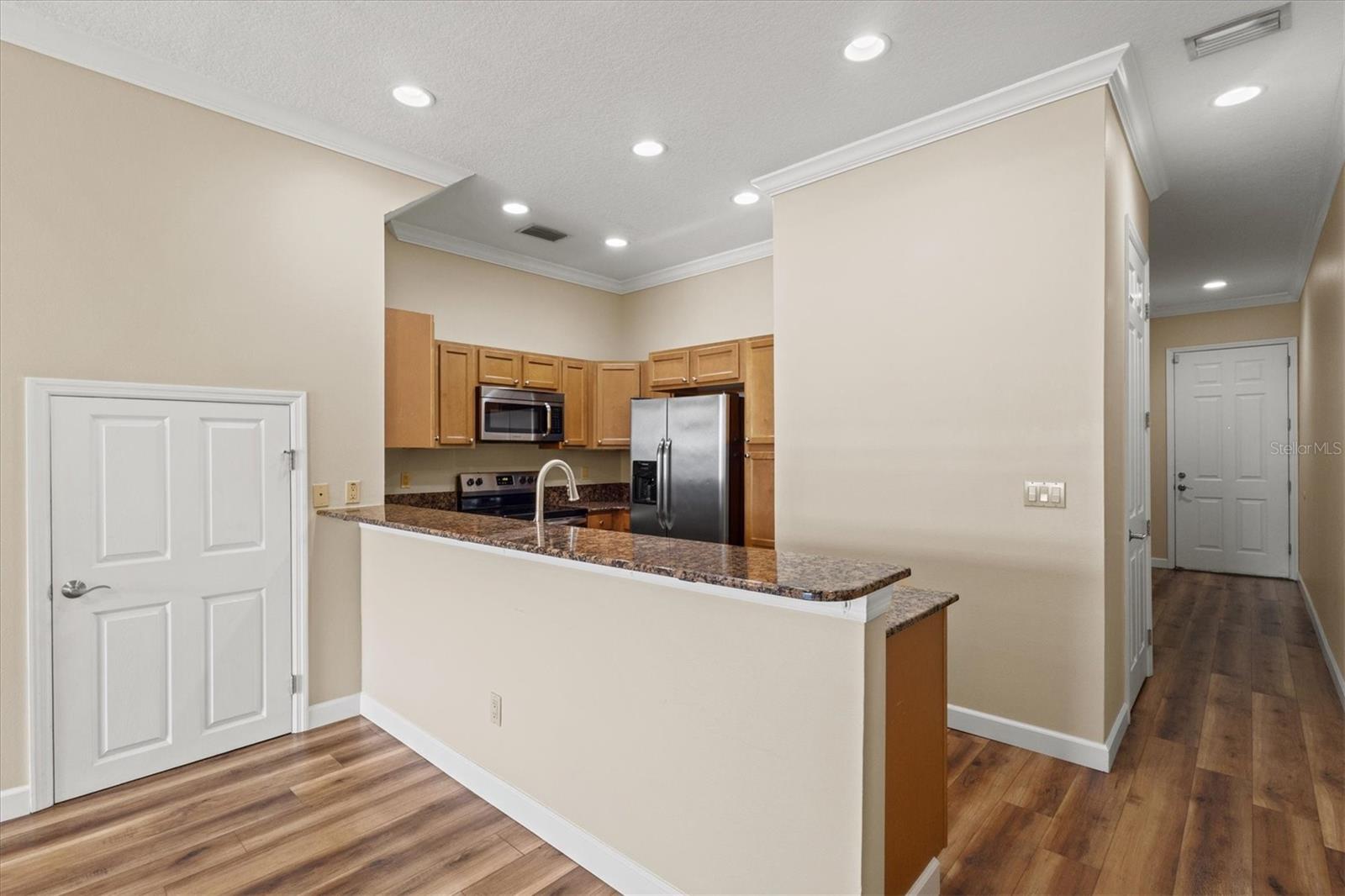 212 S DAKOTA AVE #E — photo 10