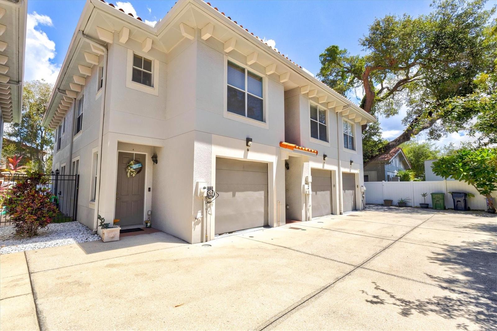212 S DAKOTA AVE #E — photo 3