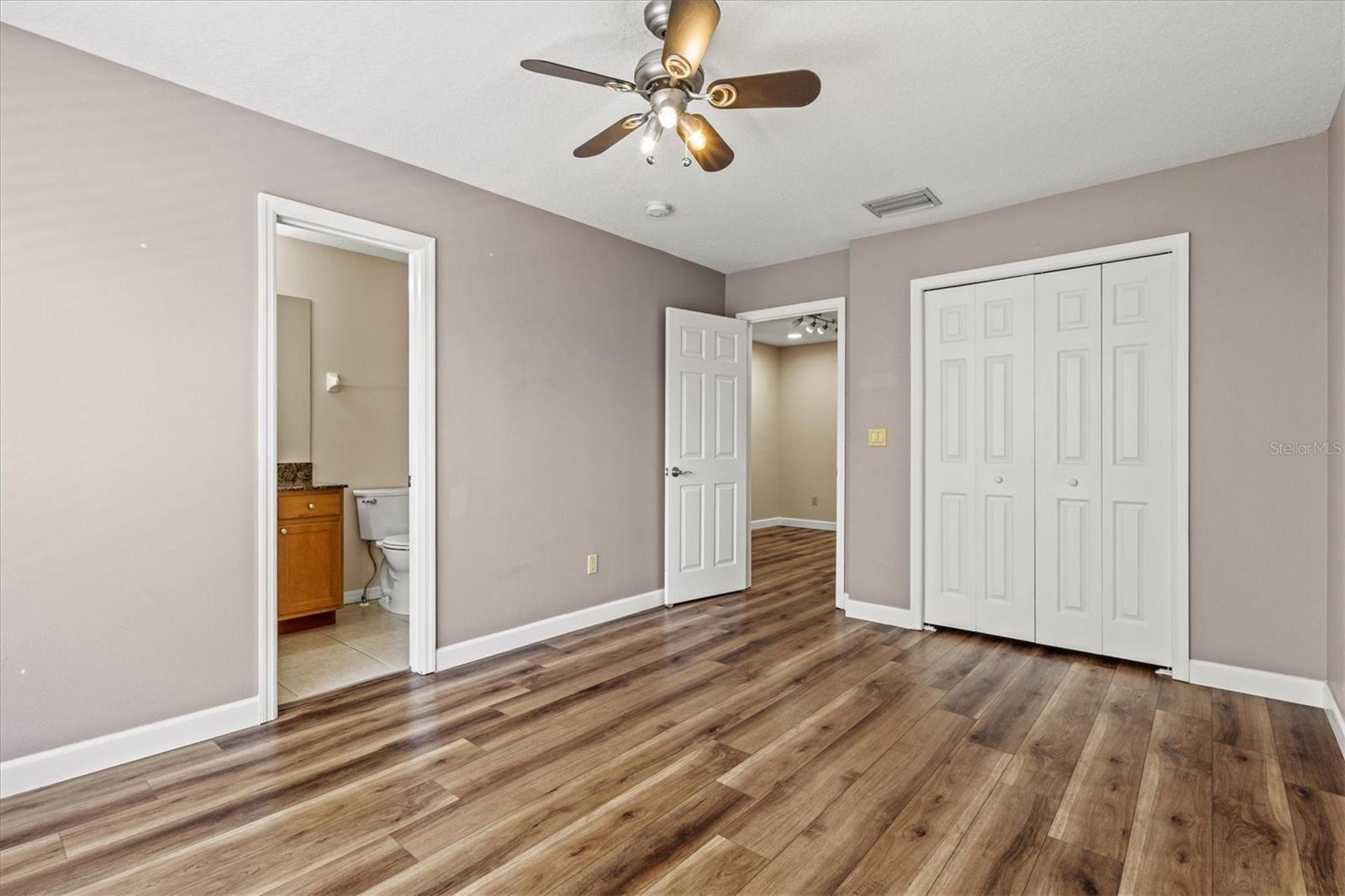 212 S DAKOTA AVE #E — photo 40