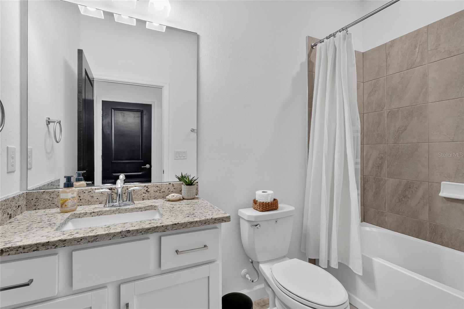 15522 ISLANDWALK AVE — photo 33