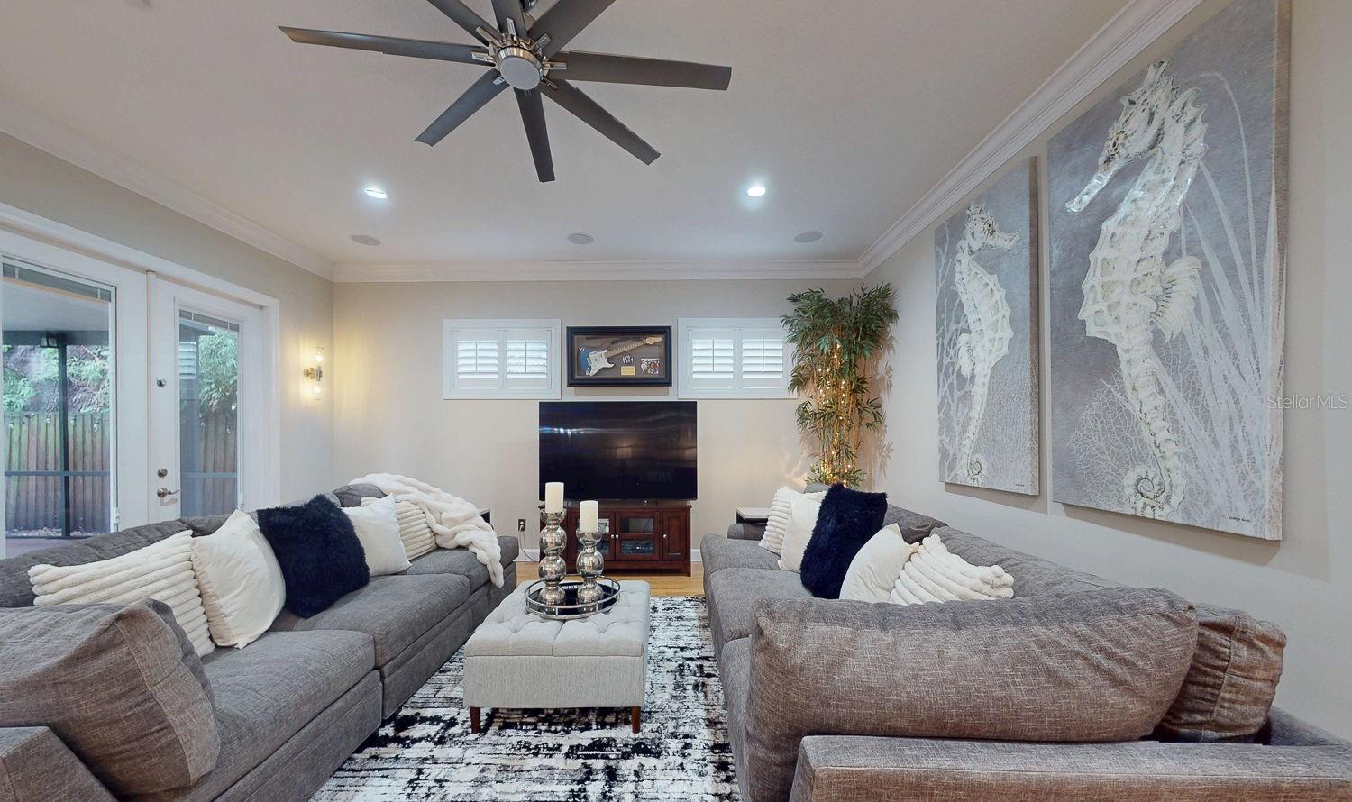 116 S HESPERIDES ST — photo 9