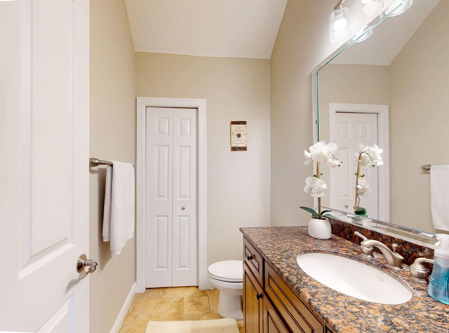 116 S HESPERIDES ST — photo 10
