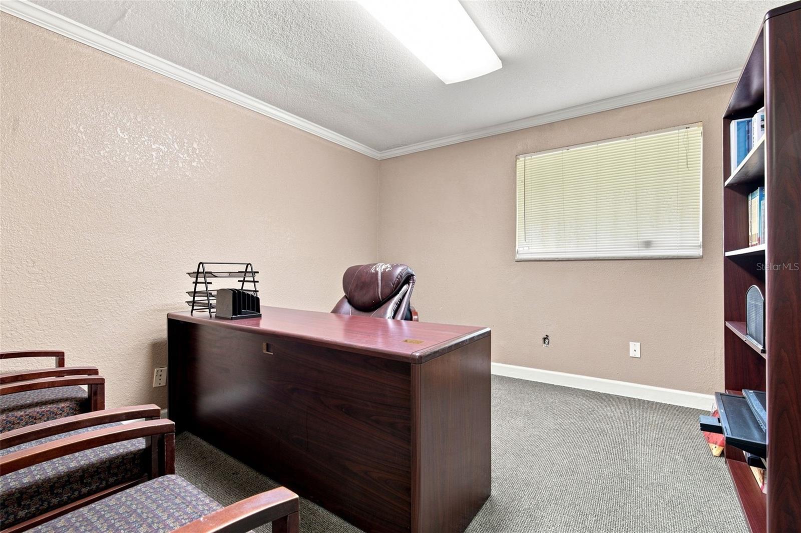901 W HILLSBOROUGH AVE — photo 22