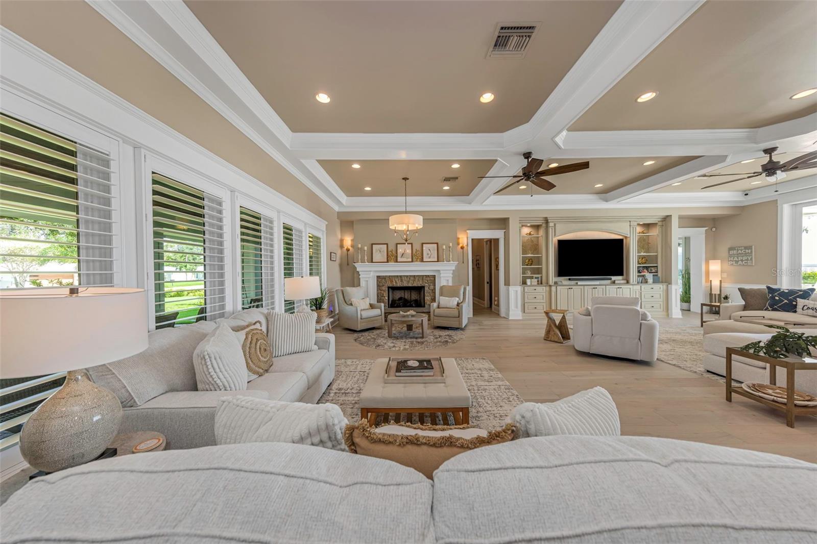 1744 SANTA BARBARA DR — photo 35