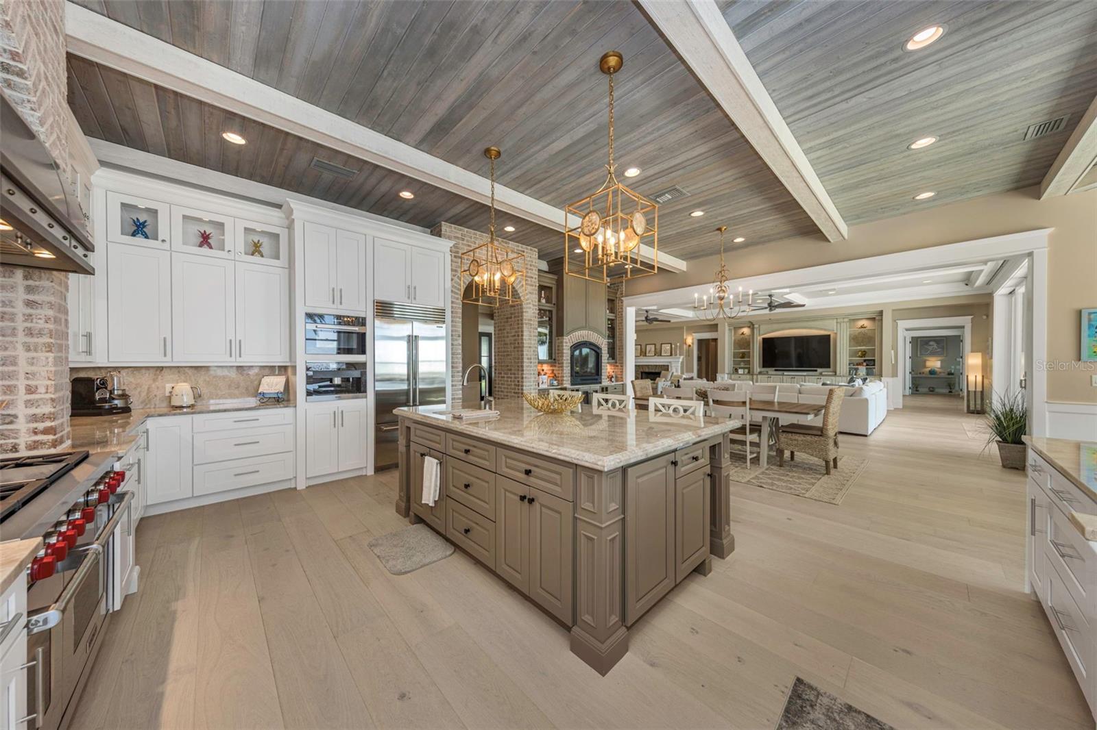 1744 SANTA BARBARA DR — photo 15