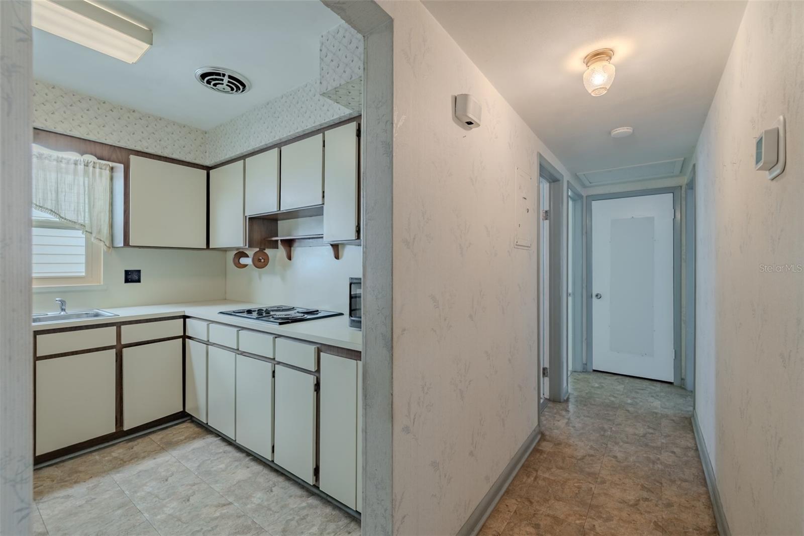 1205 W CAMELLIA DR — photo 13