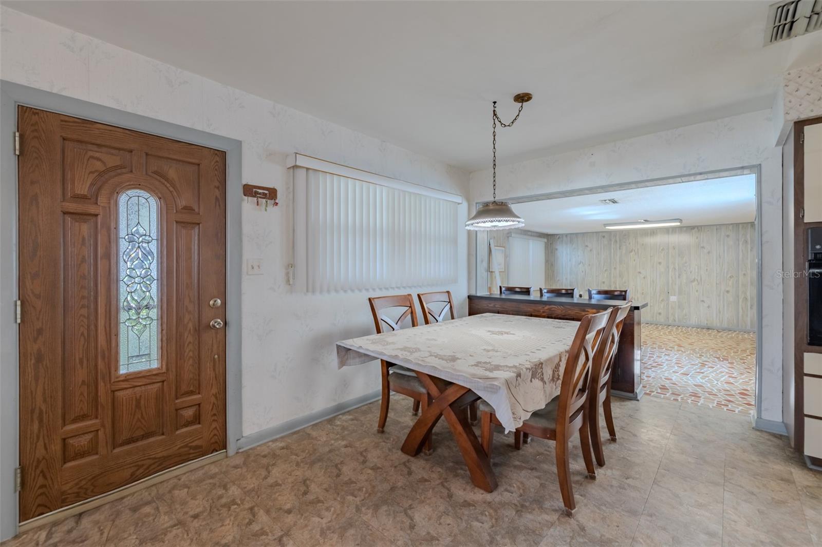 1205 W CAMELLIA DR — photo 7