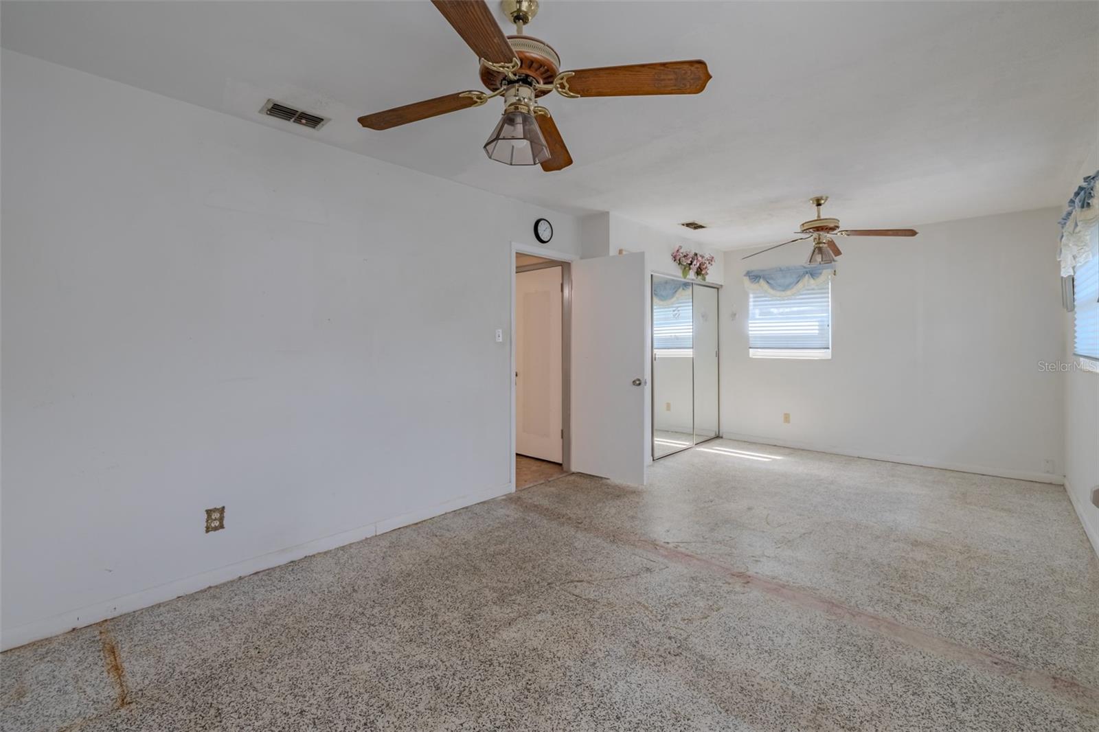1205 W CAMELLIA DR — photo 17