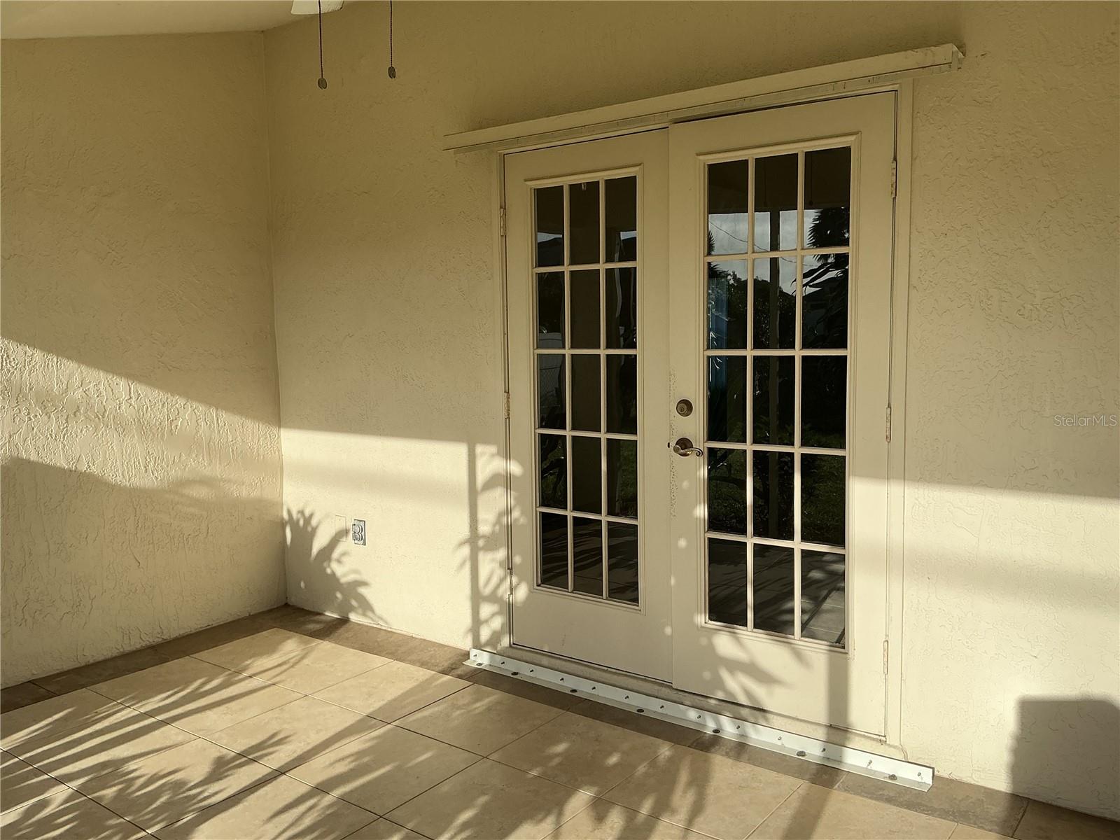 2700 S BISCAYNE DR — photo 12