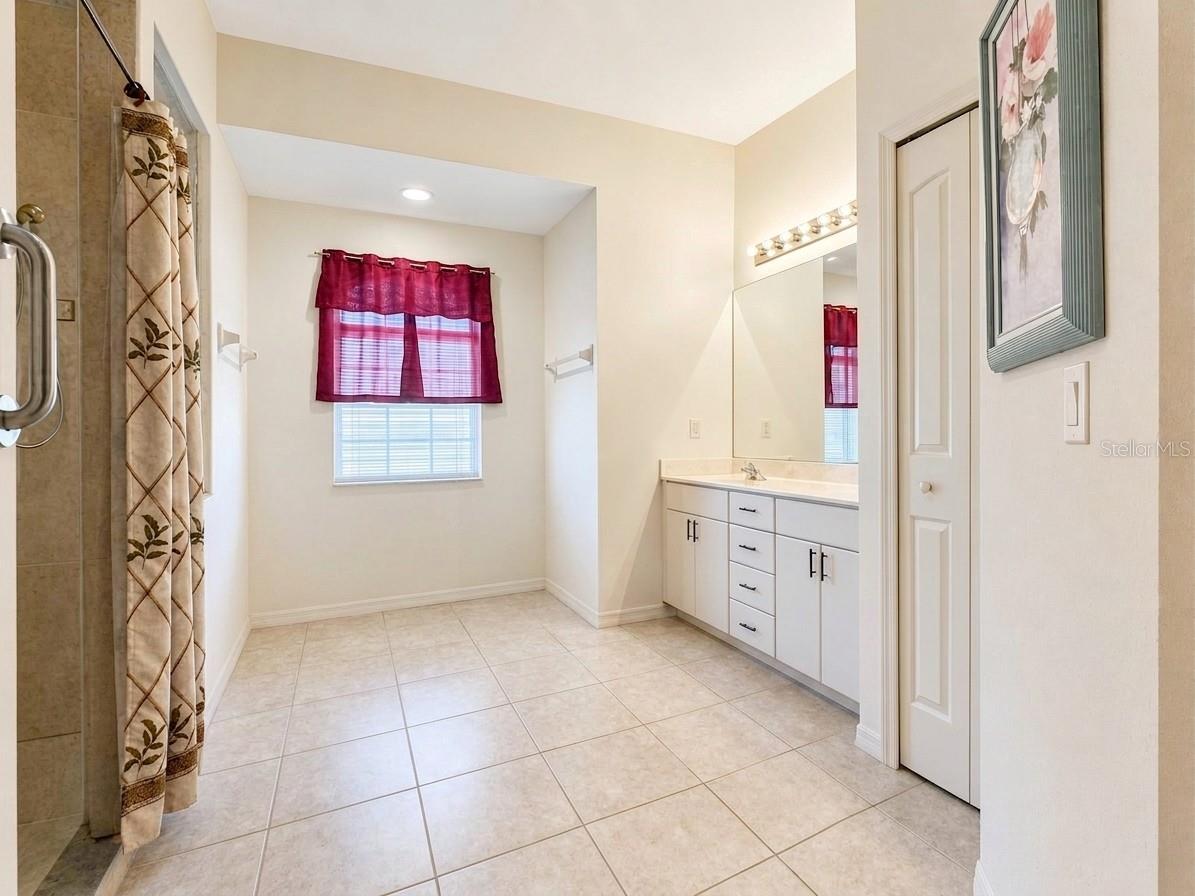 1487 EVANGELINA LN — photo 22