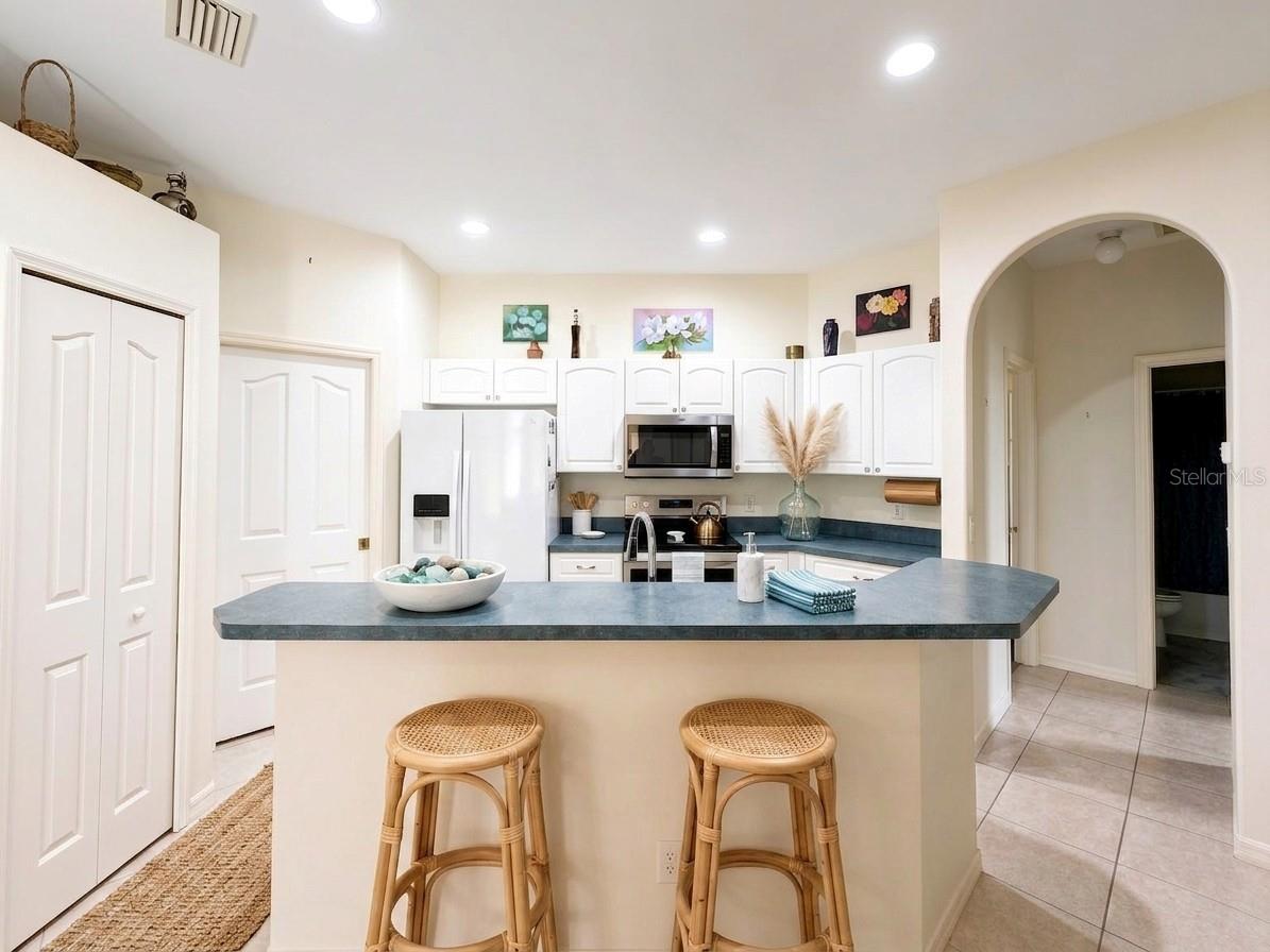 1487 EVANGELINA LN — photo 5