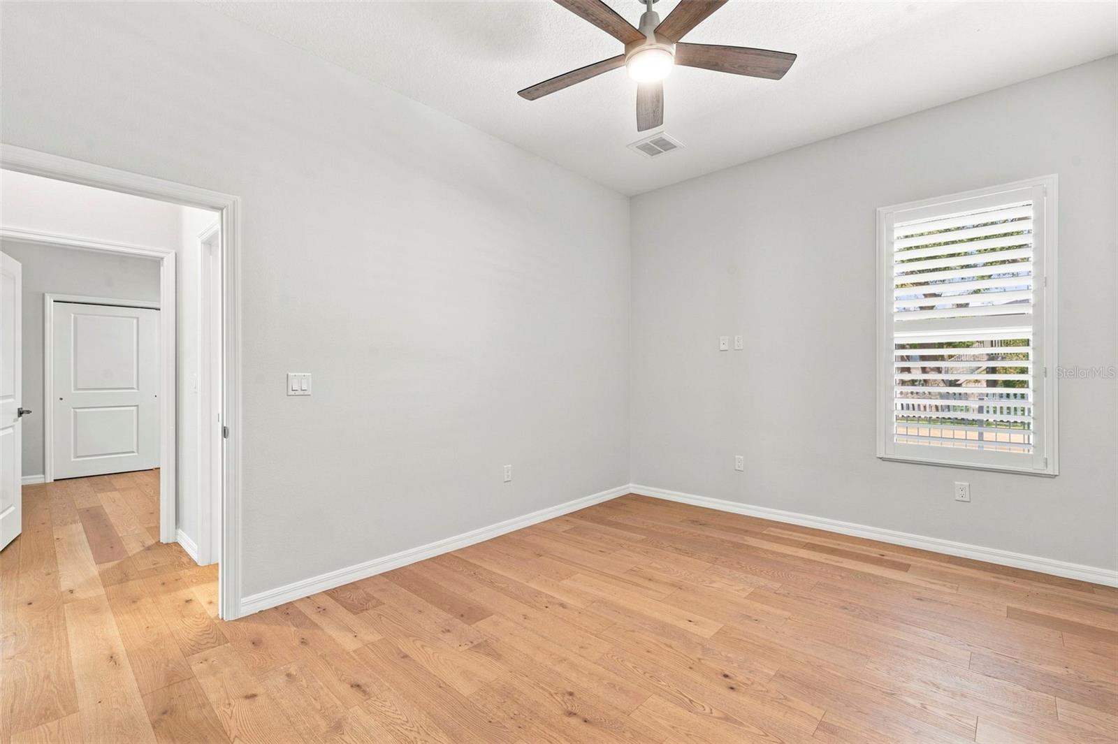 502 BELTREES ST — photo 35