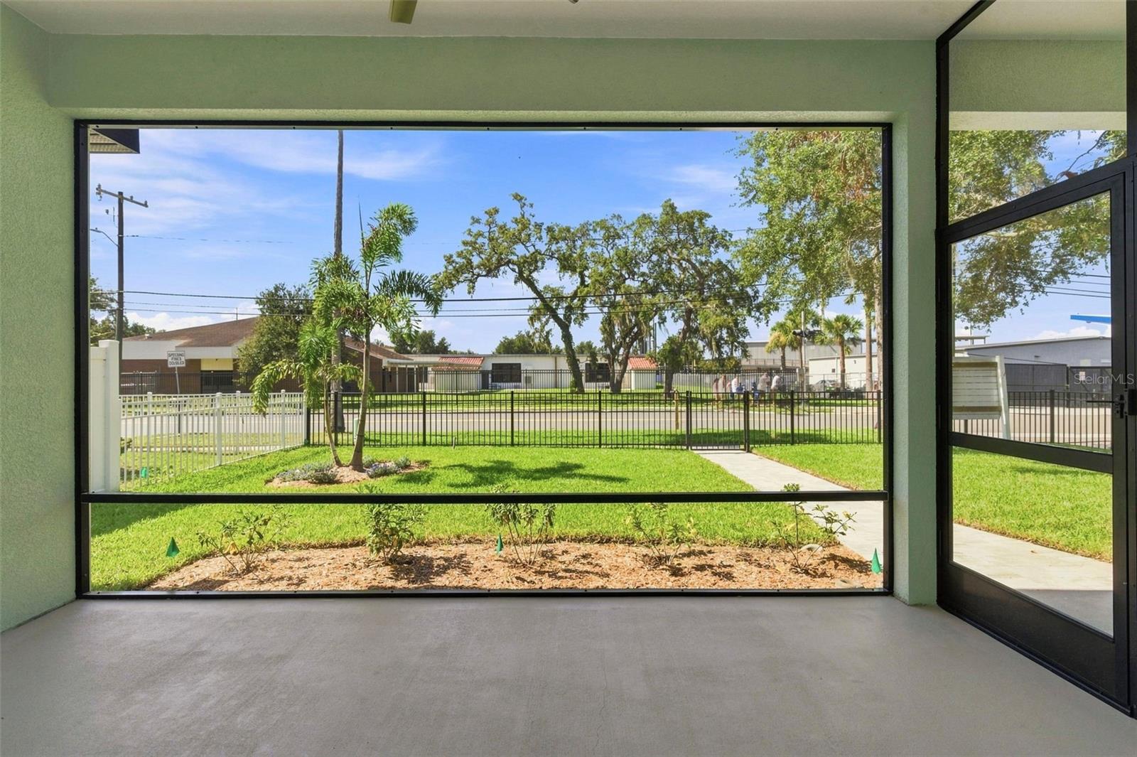 502 BELTREES ST — photo 45
