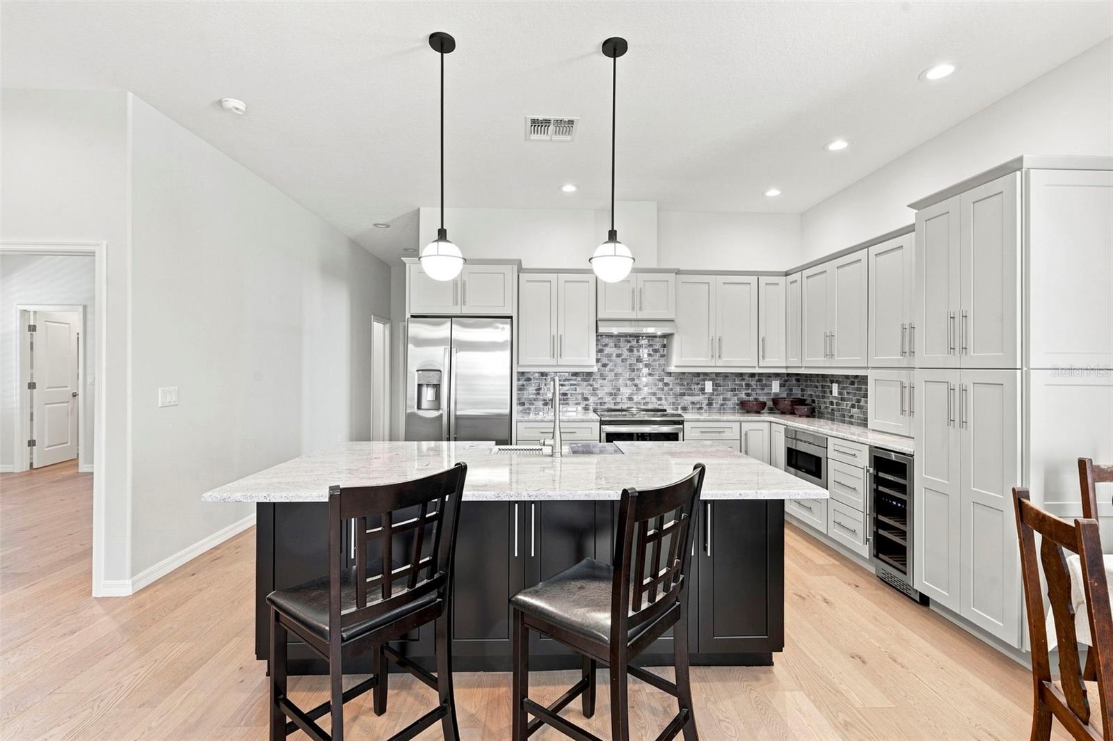 502 BELTREES ST — photo 18