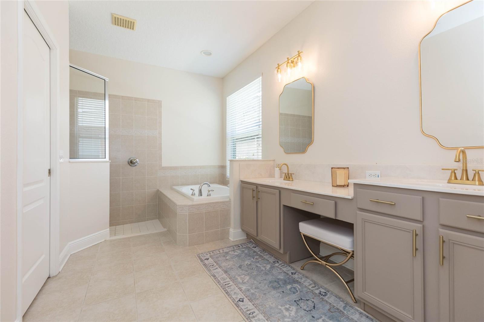 1615 BONITA BLUFF CT — photo 29