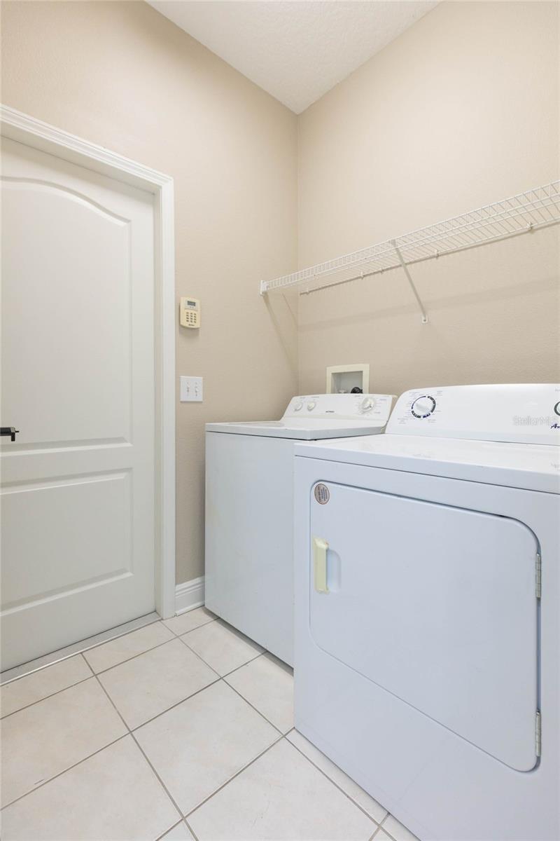 1615 BONITA BLUFF CT — photo 32