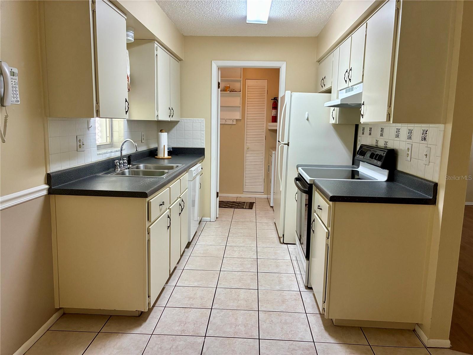 17620 CHORVAT AVE — photo 31