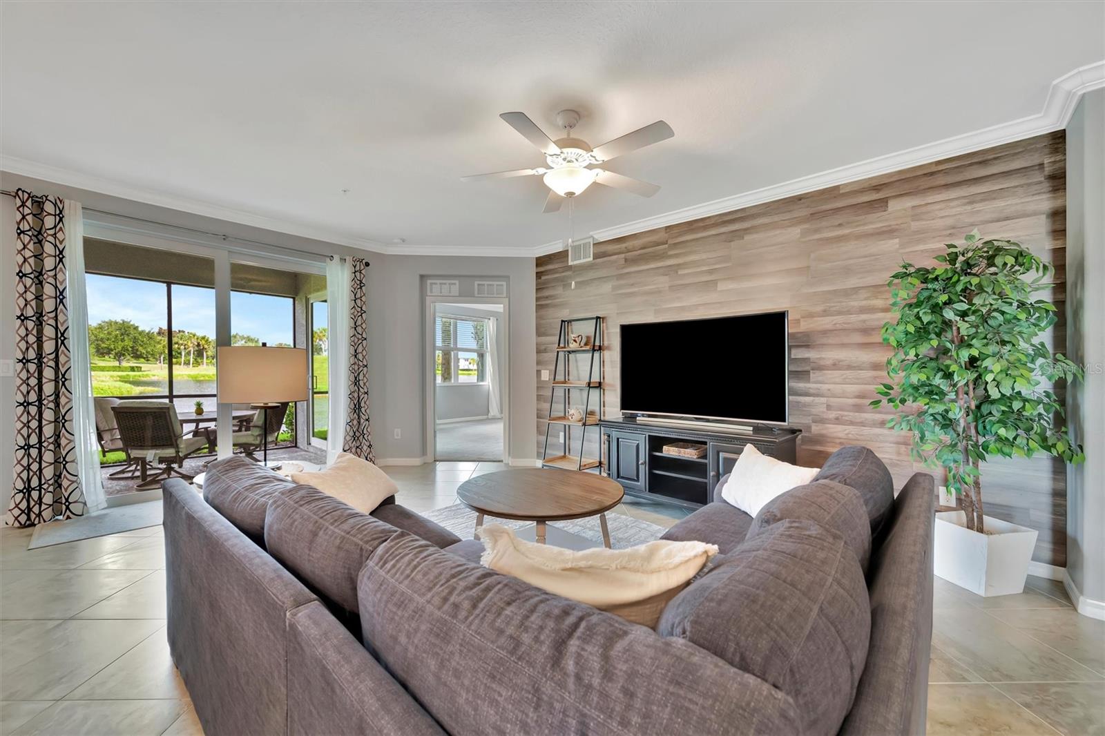 947 TIDEWATER SHORES LOOP — photo 8