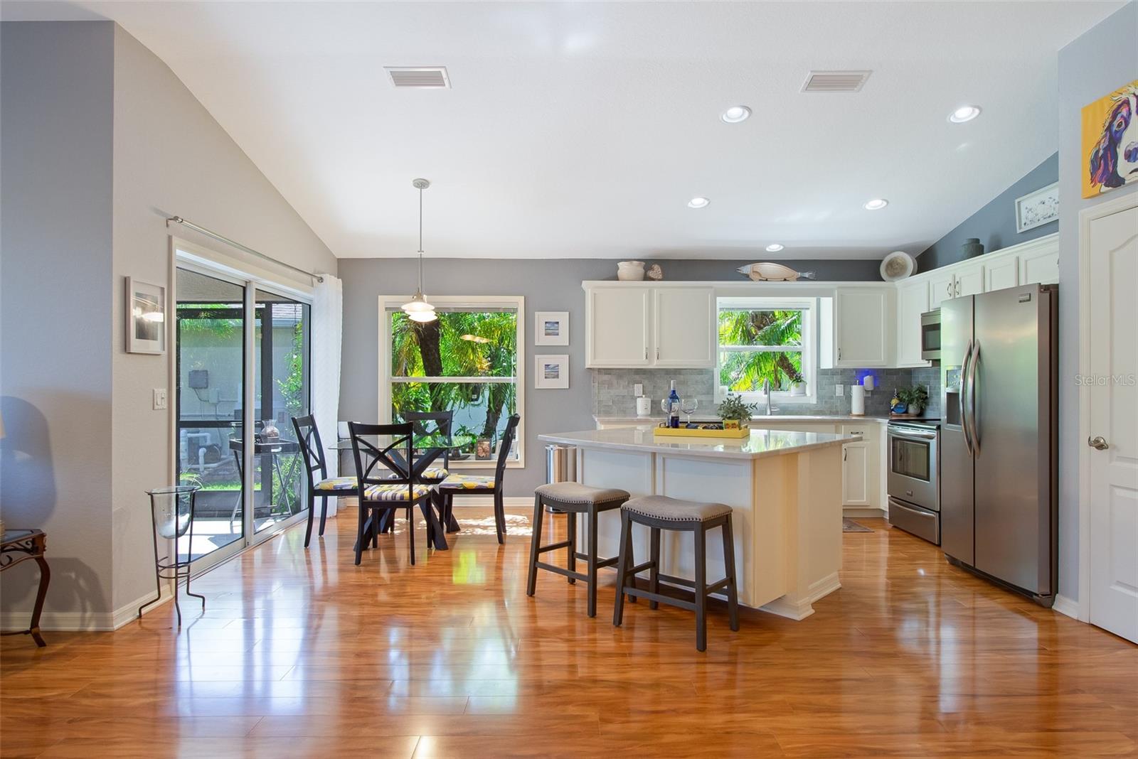 1520 SCARLETT AVE — photo 9