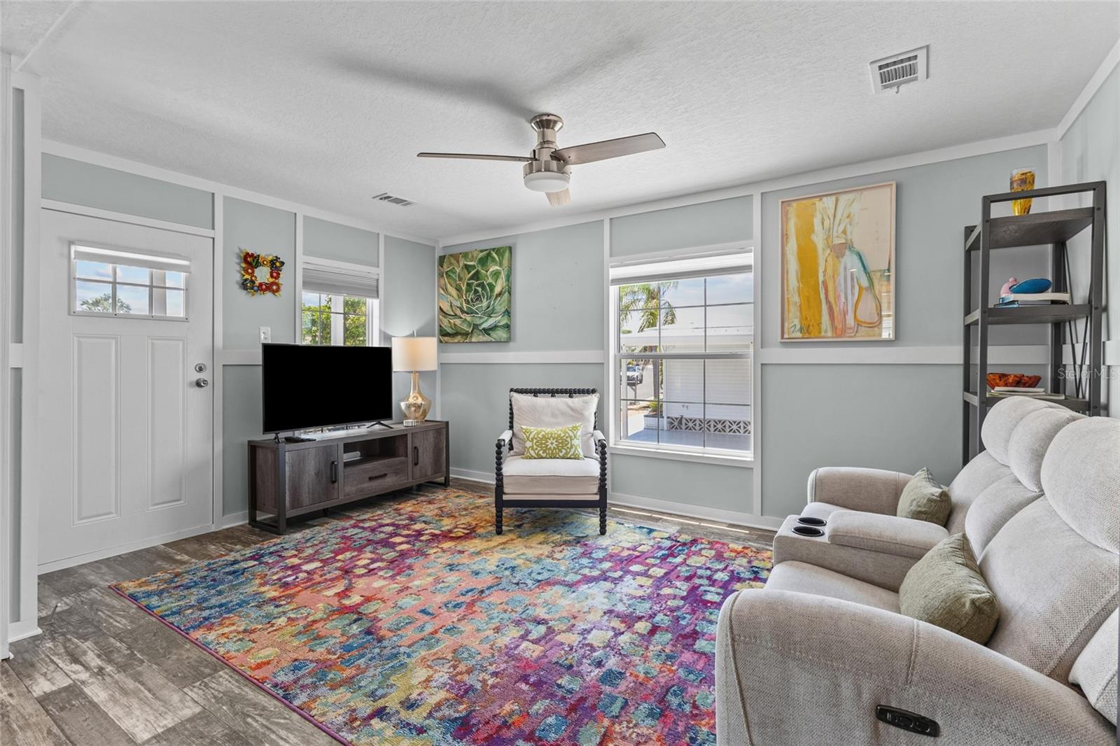 892 GRADO DR — photo 7