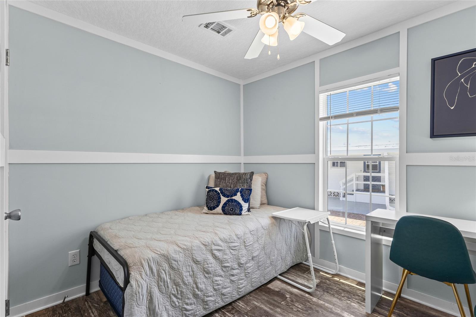 892 GRADO DR — photo 19