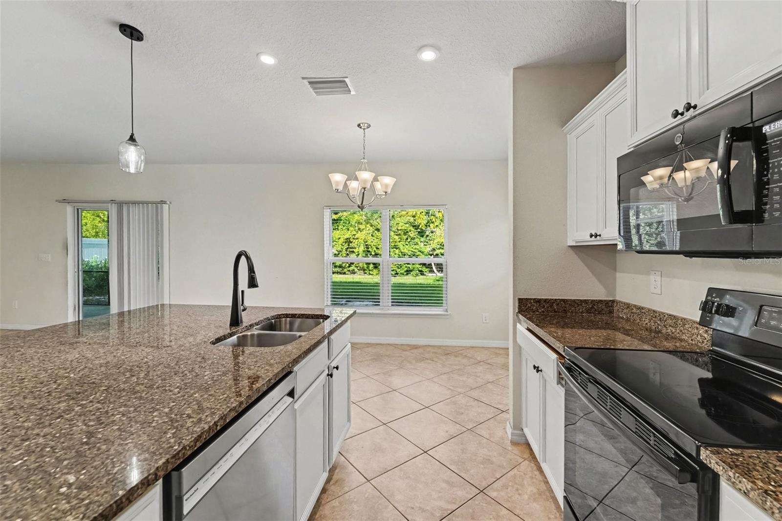 2121 BRANDING IRON CT — photo 11