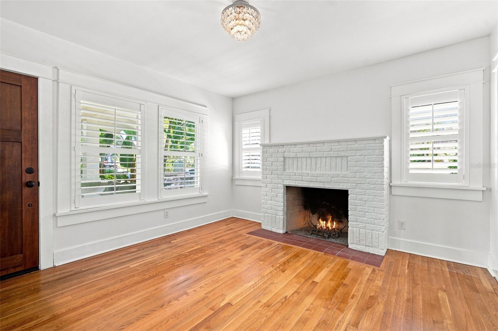 719 S BUNGALOW TER — photo 43
