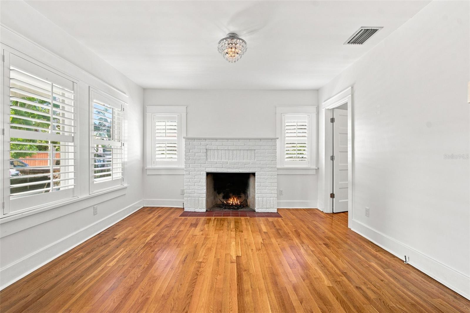 719 S BUNGALOW TER — photo 20