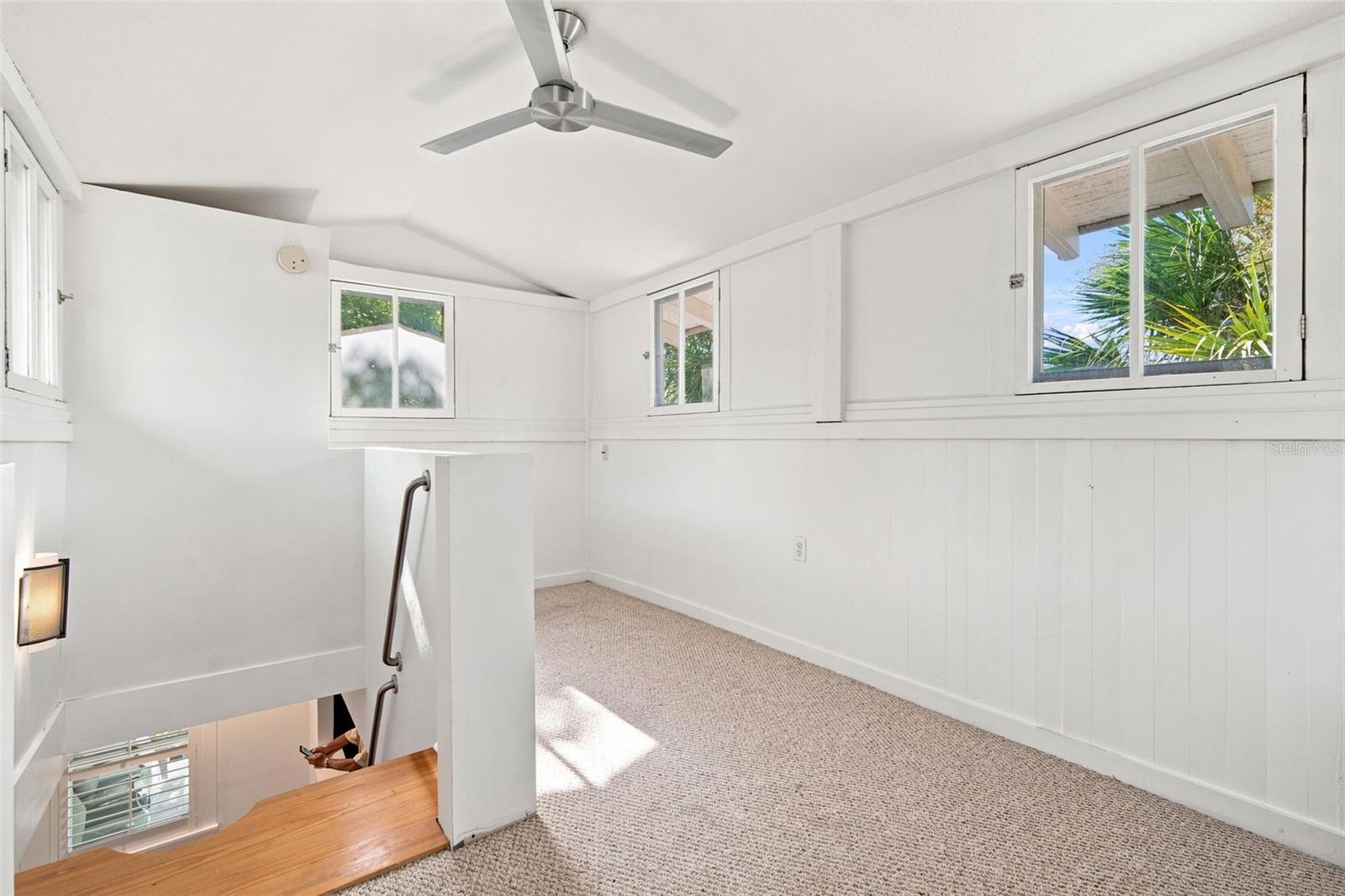 719 S BUNGALOW TER — photo 40