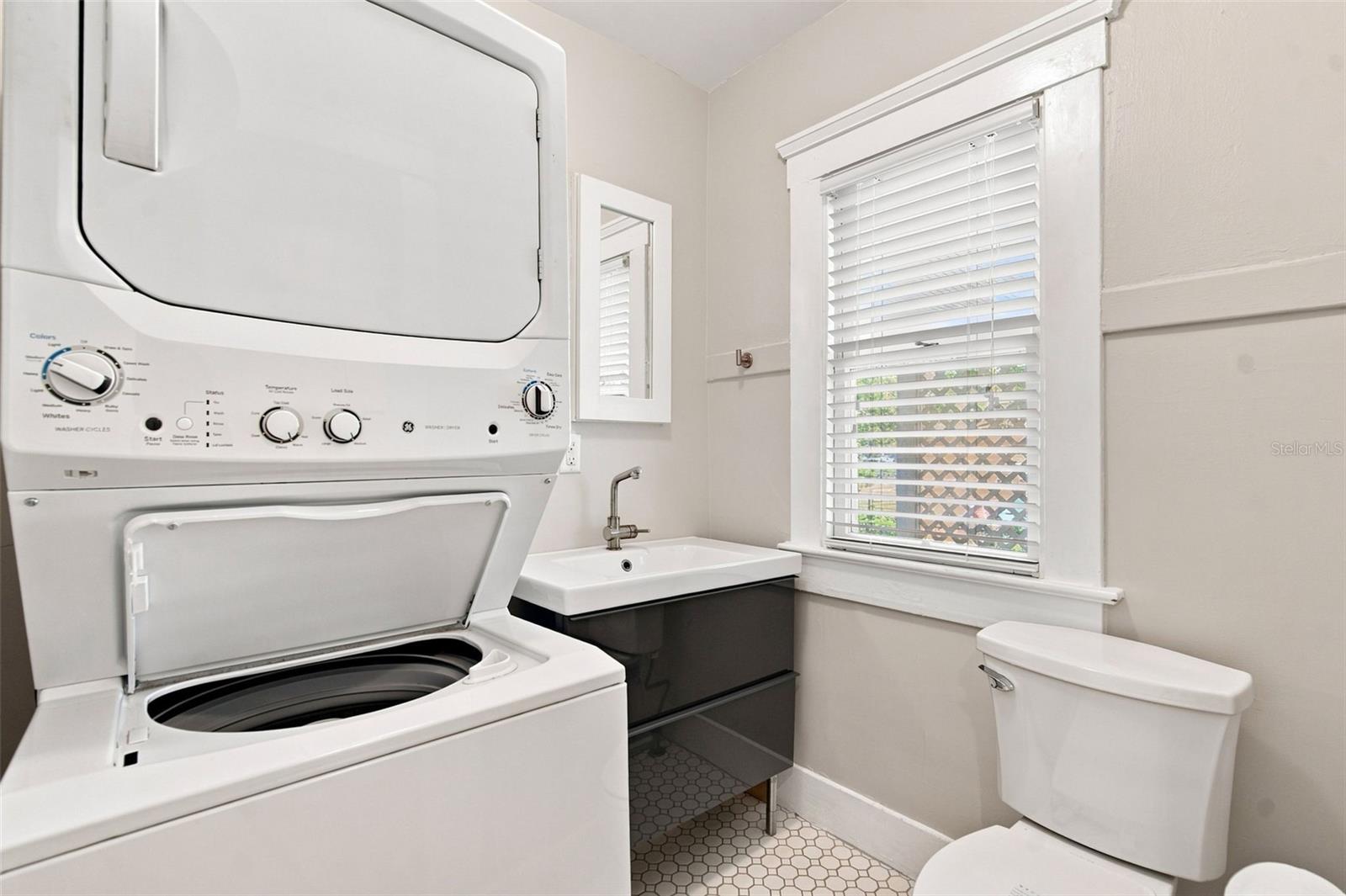 719 S BUNGALOW TER — photo 11
