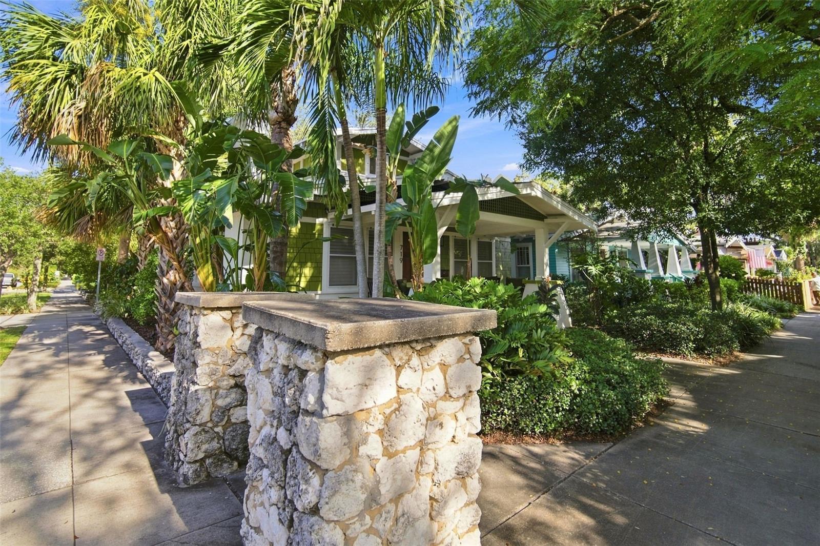 719 S BUNGALOW TER — photo 33