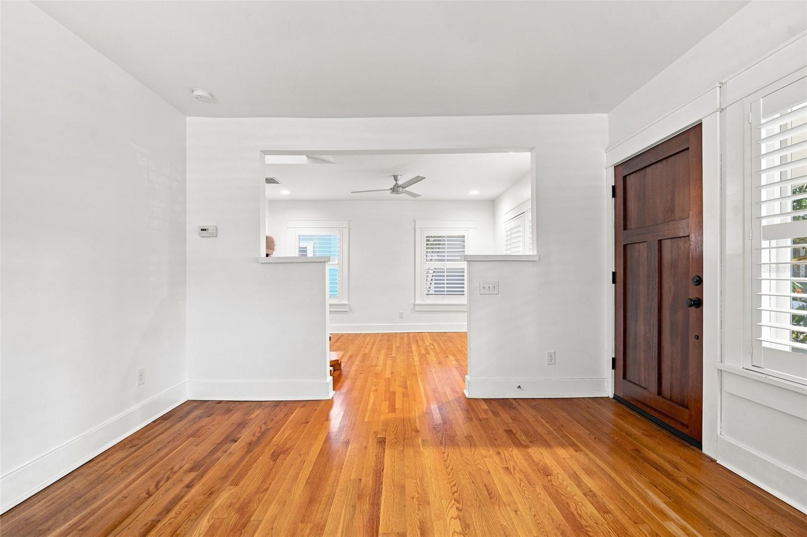 719 S BUNGALOW TER — photo 23
