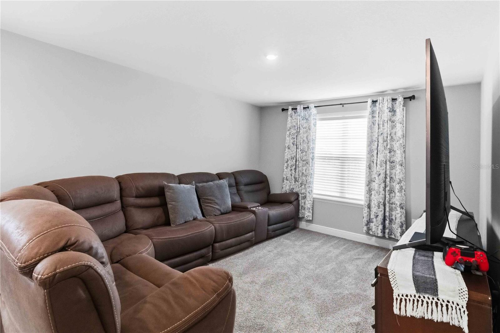 10007 DOLPHIN GULL CIR — photo 16