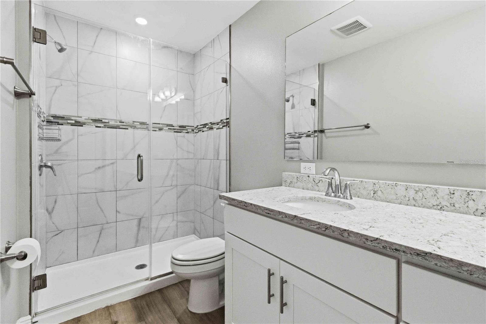 10007 DOLPHIN GULL CIR — photo 21