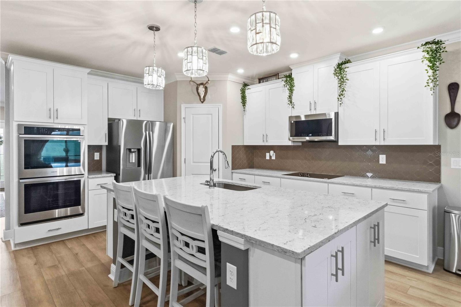 10007 DOLPHIN GULL CIR — photo 5