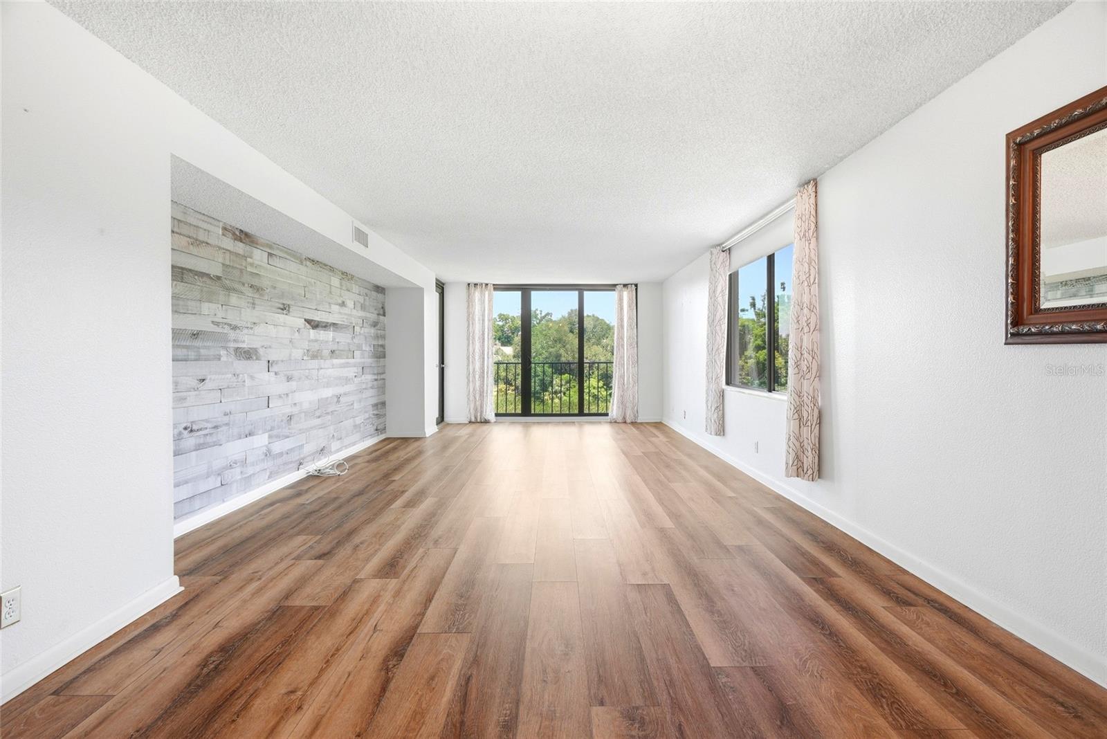 220 BELLEVIEW BLVD #207 — photo 8