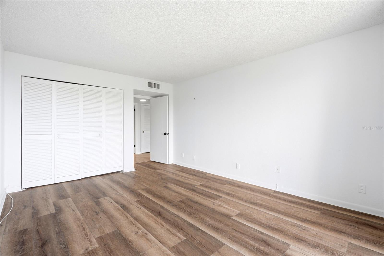 220 BELLEVIEW BLVD #207 — photo 26