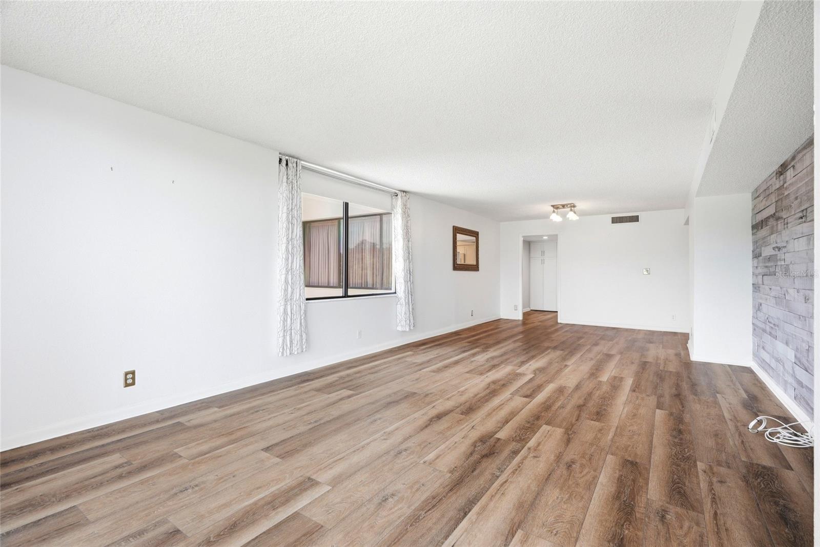 220 BELLEVIEW BLVD #207 — photo 11