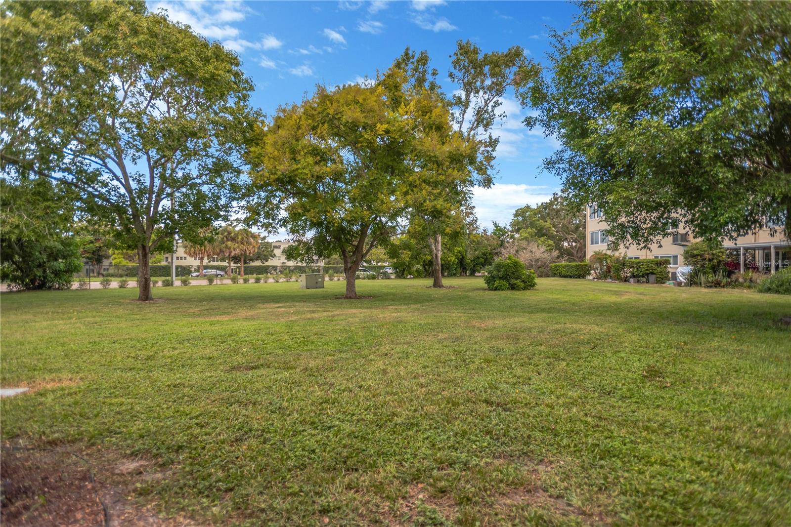 2350 HAITIAN DR #6 — photo 30