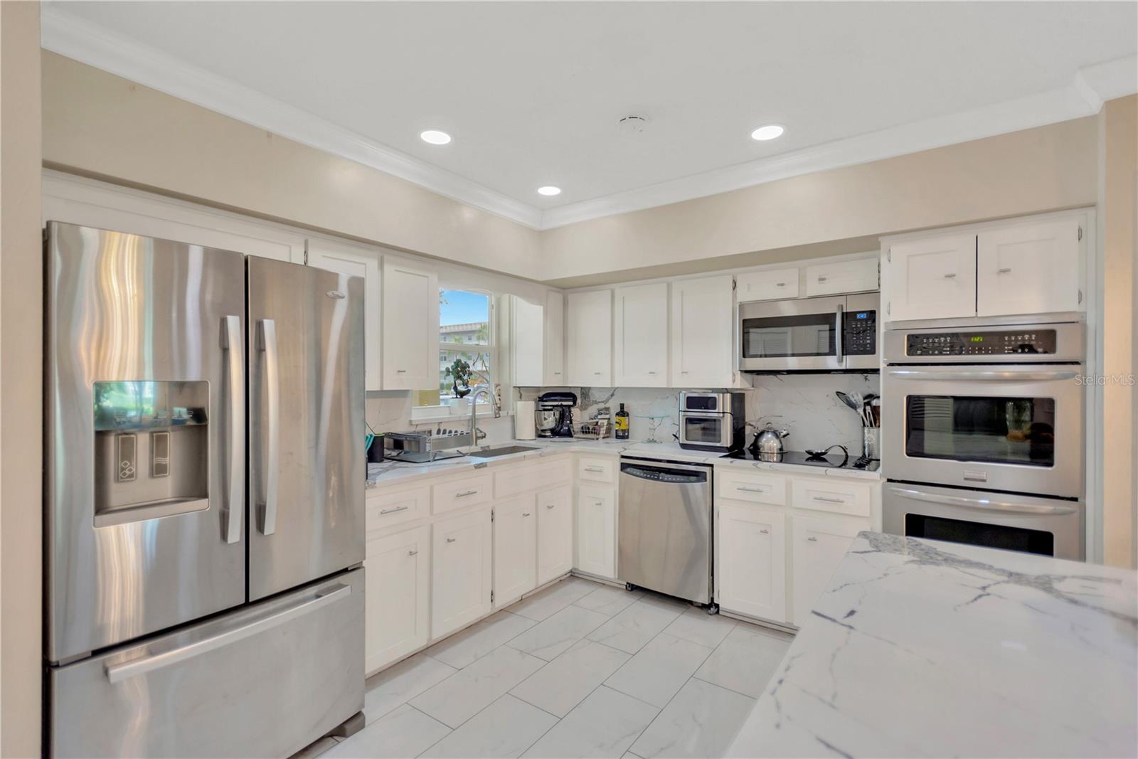 2350 HAITIAN DR #6 — photo 10
