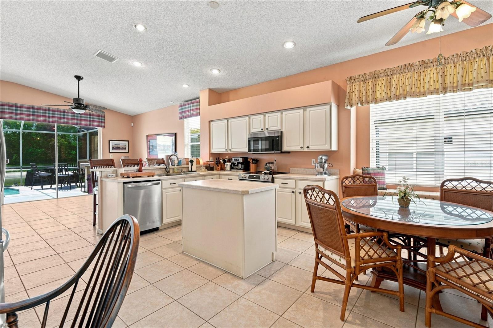 27026 ARROWBROOK WAY — photo 4