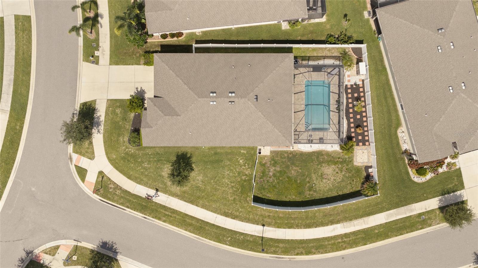 13301 WATERLEAF GARDEN CIR — photo 36