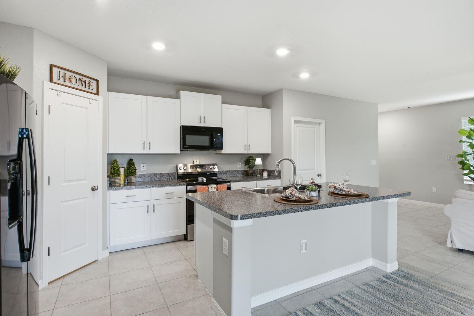 11483 SAGE CANYON DR — photo 15
