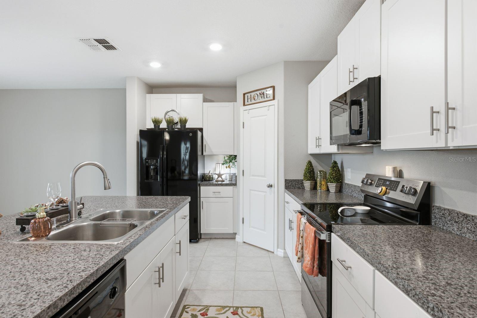 11483 SAGE CANYON DR — photo 17