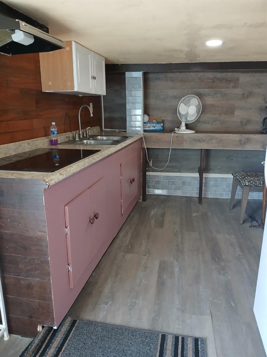 8904 N 20TH ST — photo 35