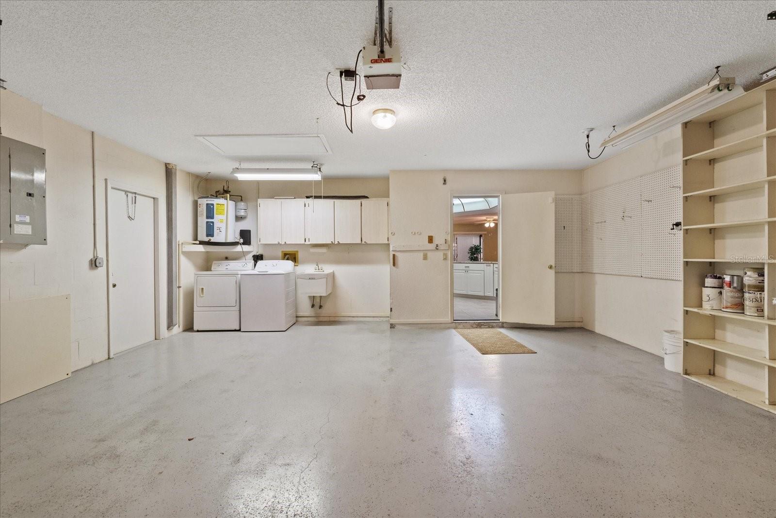 7329 FAIRWOOD AVE — photo 35