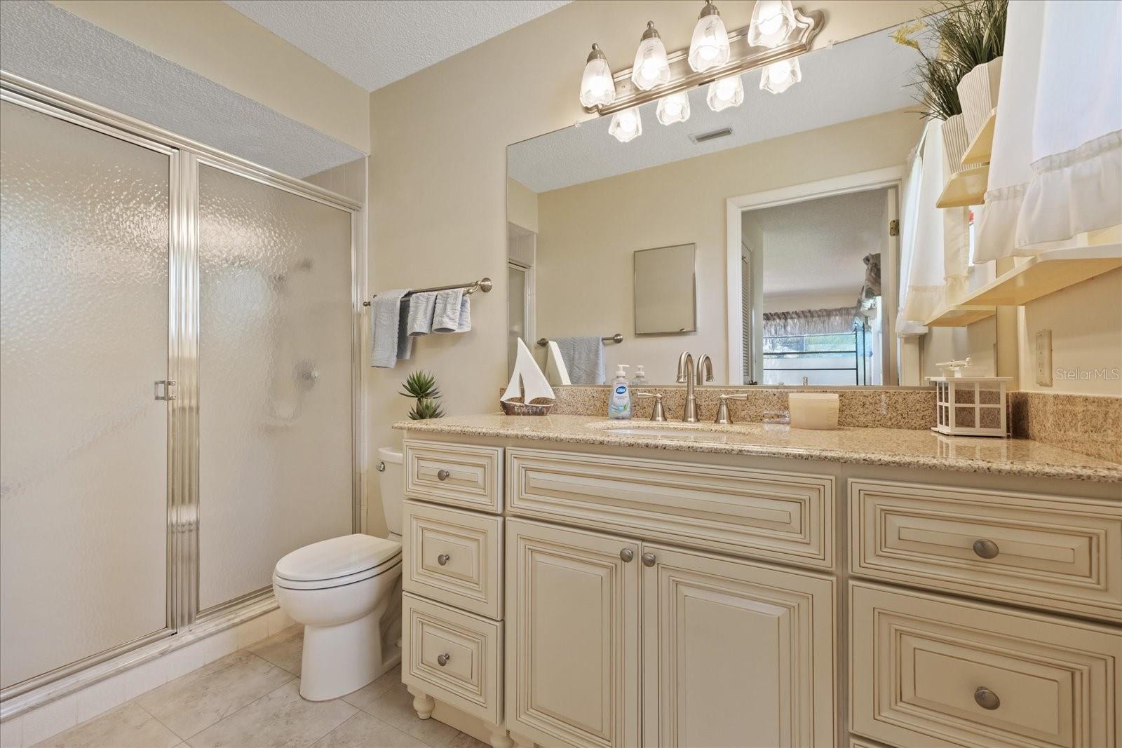7329 FAIRWOOD AVE — photo 22