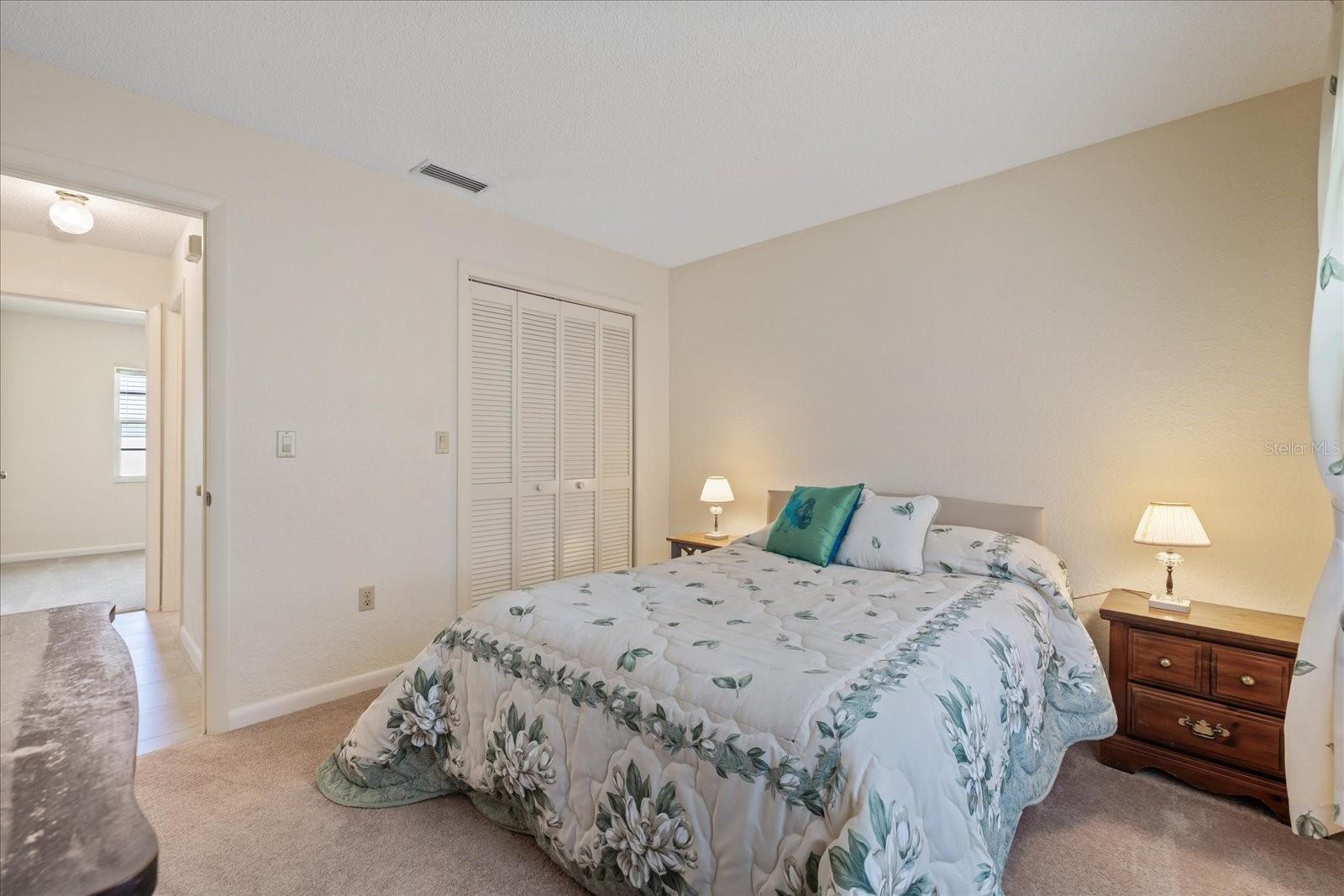 7329 FAIRWOOD AVE — photo 8
